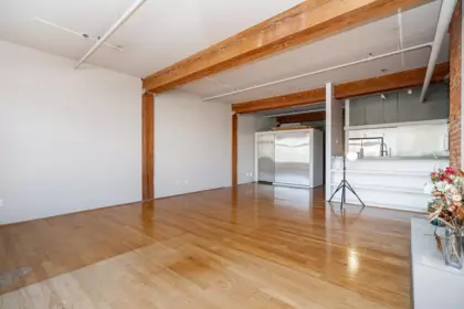 Office / Den Photo of 703 518 Beatty Street, Vancouver, BC