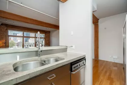 Outdoor Patio Photo of 703 518 Beatty Street, Vancouver, BC