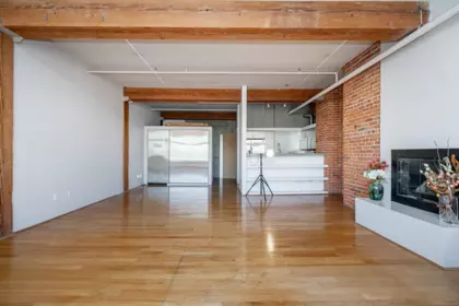 Powder Room Photo of 703 518 Beatty Street, Vancouver, BC