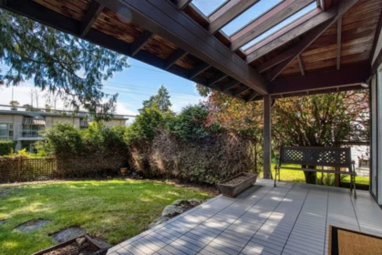 Hot Tub / Spa Photo of 2493 Haywood Avenue, West Vancouver, BC