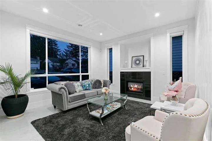 Family Room Photo of 338 Mundy Street, Coquitlam, BC