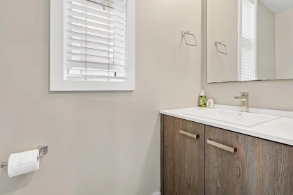 Powder Room Photo of 23 1938 North Parallel Road, Abbotsford, BC