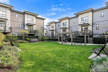 Street View Photo of 23 1938 North Parallel Road, Abbotsford, BC