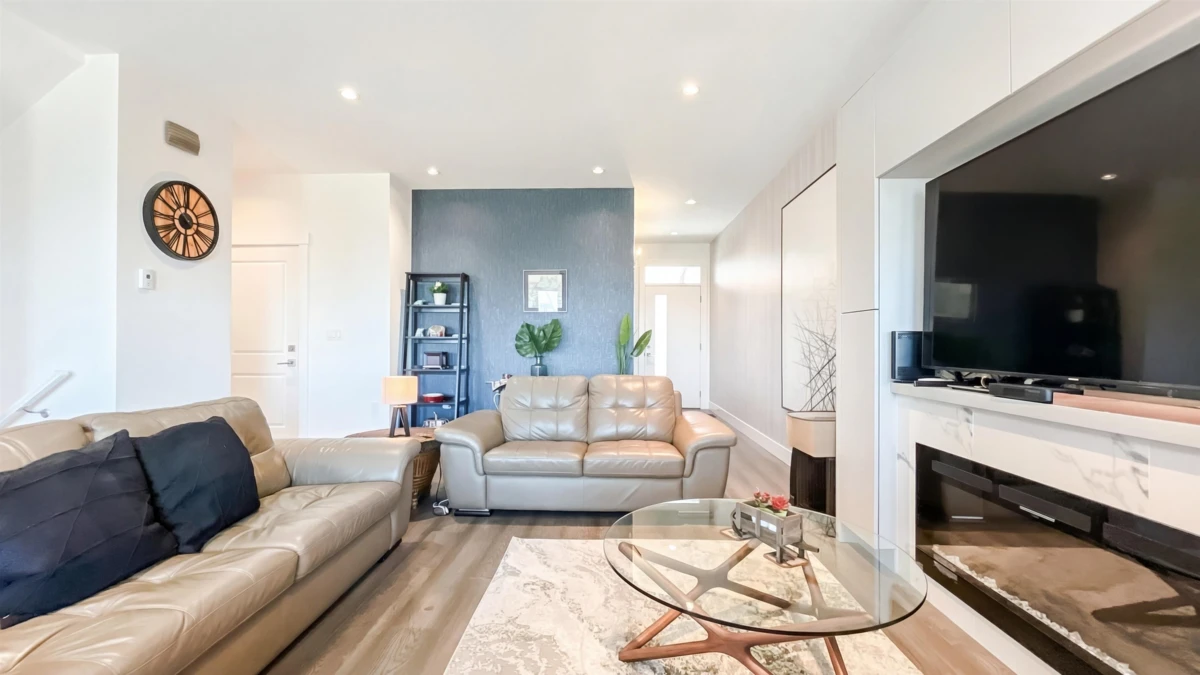 Living Room Photo of 2 3535 Princeton Avenue, Coquitlam, BC