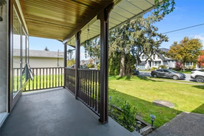 16954 60 Avenue, Surrey, BC, Surrey — Single Family Residence for sale