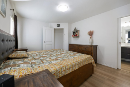 Office / Den Photo of 16954 60 Avenue, Surrey, BC