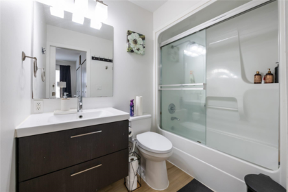 Powder Room Photo of 16954 60 Avenue, Surrey, BC