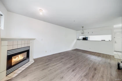 C302 9848 Whalley Boulevard, Surrey, BC, Surrey — Apartment/Condo for sale