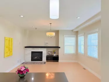 Kitchen Island Photo of 21 15988 32 Avenue, Surrey, BC