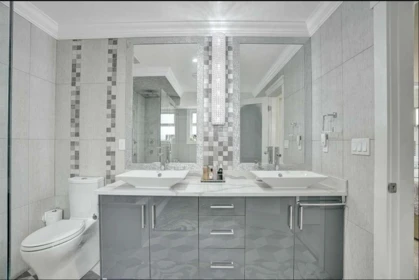 Primary Bathroom Photo of 1772 156a Street, Surrey, BC