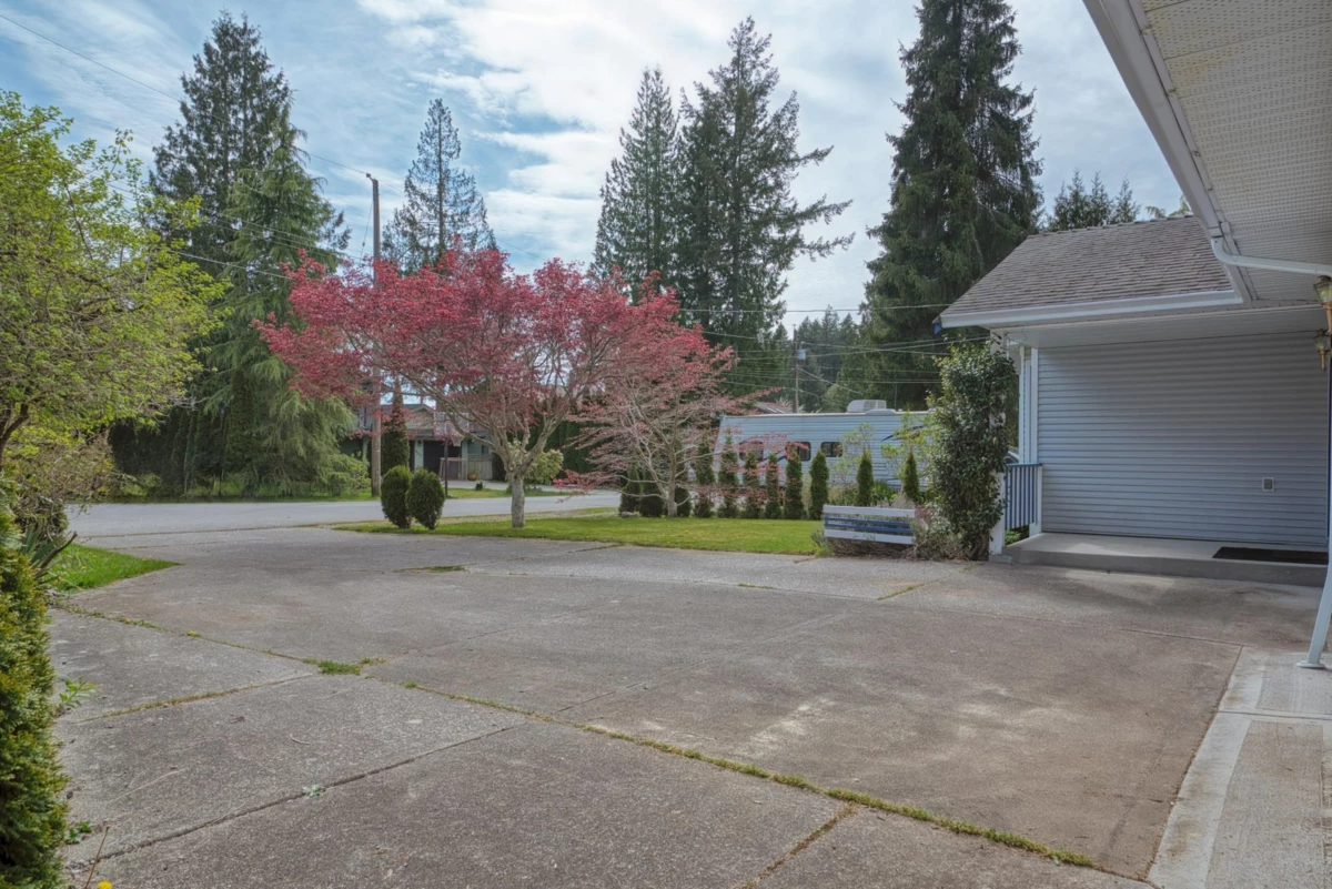 Family Room Photo of 1534 Cypress Way, Gibsons, BC