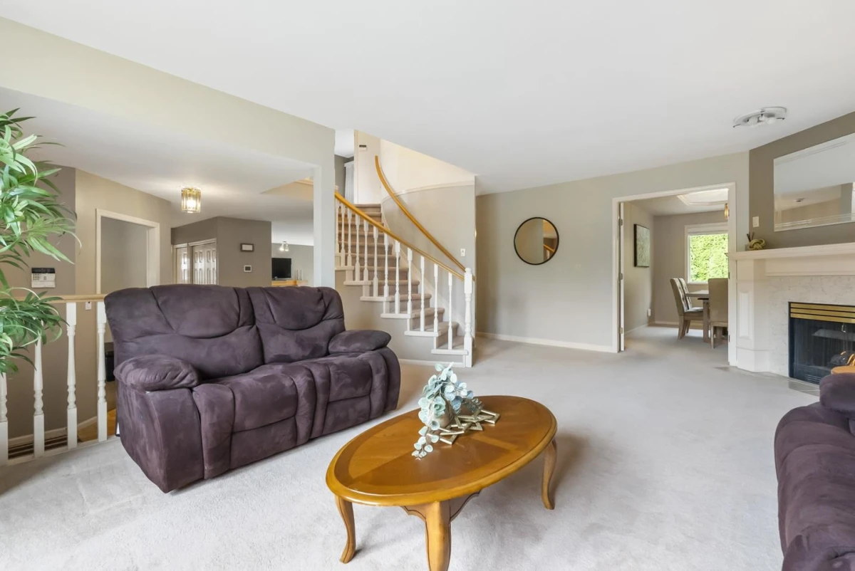 Family Room Photo of 8129 154b Street, Surrey, BC