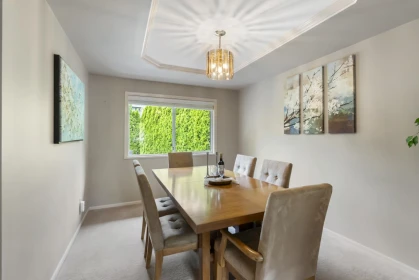 Breakfast Nook Photo of 8129 154b Street, Surrey, BC