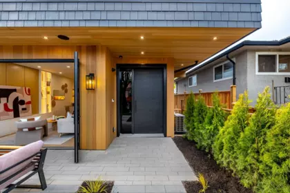 1 3345 W 13th Avenue, Vancouver, BC, Vancouver — Half Duplex for sale