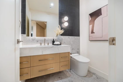 Laundry Room Photo of 1 3345 W 13th Avenue, Vancouver, BC