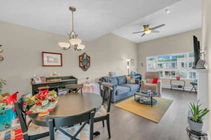 Breakfast Nook Photo of 403 2970 Princess Crescent, Coquitlam, BC