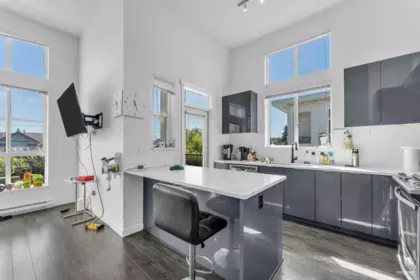Breakfast Nook Photo of 425 15138 34 Avenue, Surrey, BC