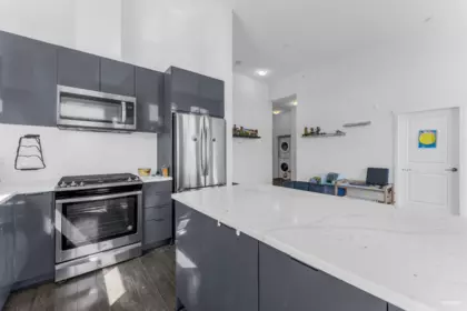 Primary Bedroom Photo of 425 15138 34 Avenue, Surrey, BC