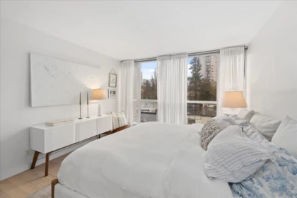 Bedroom 4 Photo of 708 188 E Esplanade, North Vancouver, BC