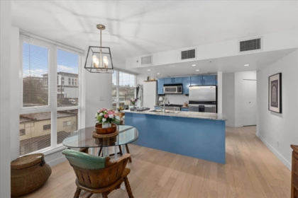 Breakfast Nook Photo of 708 188 E Esplanade, North Vancouver, BC