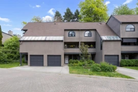 8526 Woodtrail Place, Burnaby, BC