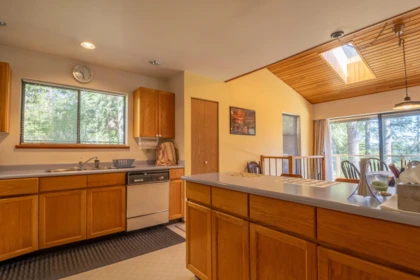 Office / Den Photo of 1001 Robson Way, Galiano Island, BC