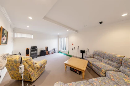 Basement Recreation Room Photo of 4993 Venables Street, Burnaby, BC
