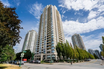 2301 7088 Salisbury Avenue, Burnaby, BC, Burnaby — Apartment/Condo for sale