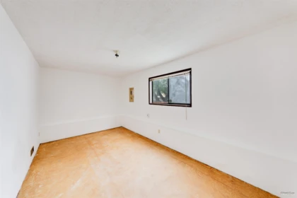 Kitchen Photo of 586 E 59th Avenue, Vancouver, BC