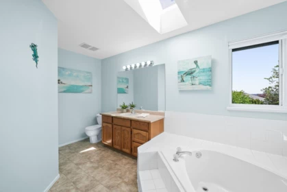 Loft / Bonus Room Photo of 5660 187 Street, Surrey, BC