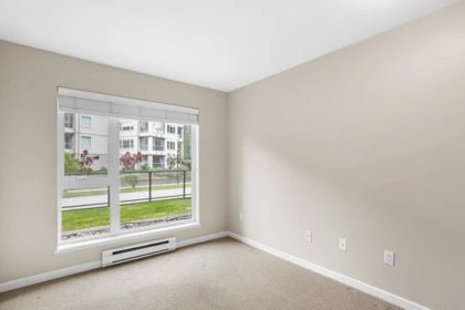 Basement Recreation Room Photo of 123 378 Esplanade Avenue, Harrison Hot Springs, BC