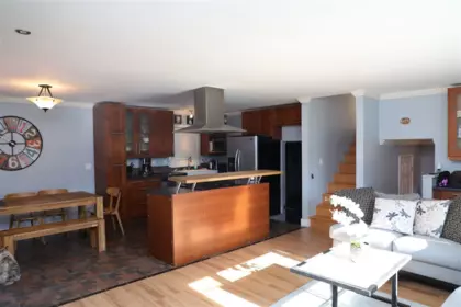 1857 Warwick Avenue, Port Coquitlam, BC, Port Coquitlam — Single Family Residence for sale