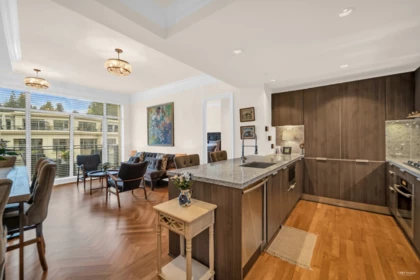 Kitchen Photo of 403 568 Waters Edge Crescent, West Vancouver, BC