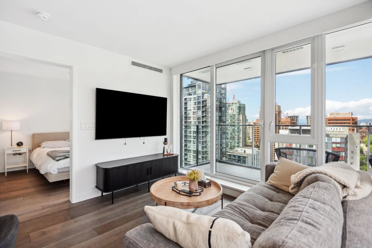 Family Room Photo of 2002 1111 Richards Street, Vancouver, BC
