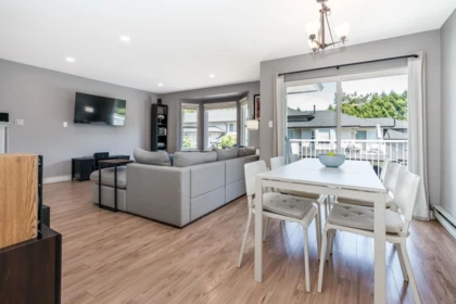 Breakfast Nook Photo of 20 34332 Maclure Road, Abbotsford, BC