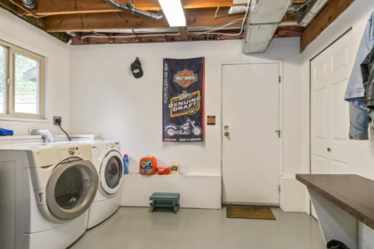 Hot Tub / Spa Photo of 7978 141a Street, Surrey, BC