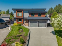 8879 204b Street, Langley, BC