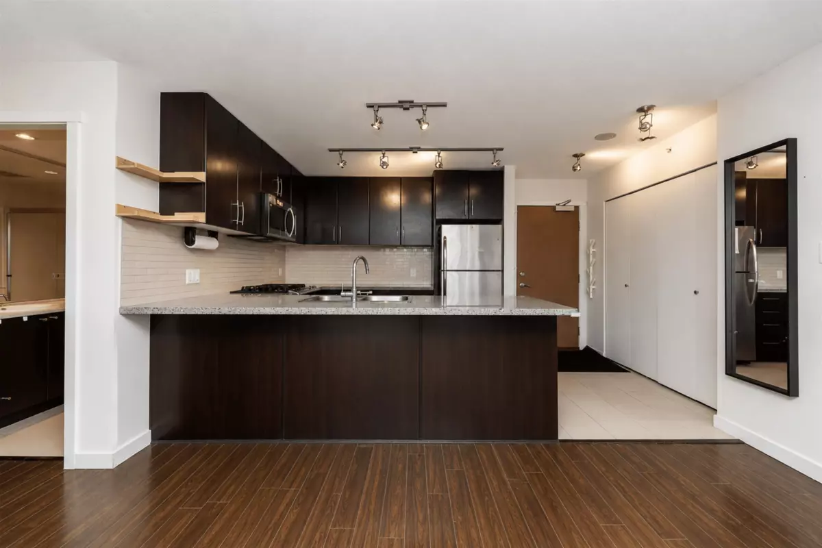 Dining Area Photo of 605 660 Nootka Way, Port Moody, BC