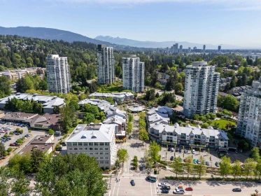 Front Yard Photo of 605 660 Nootka Way, Port Moody, BC