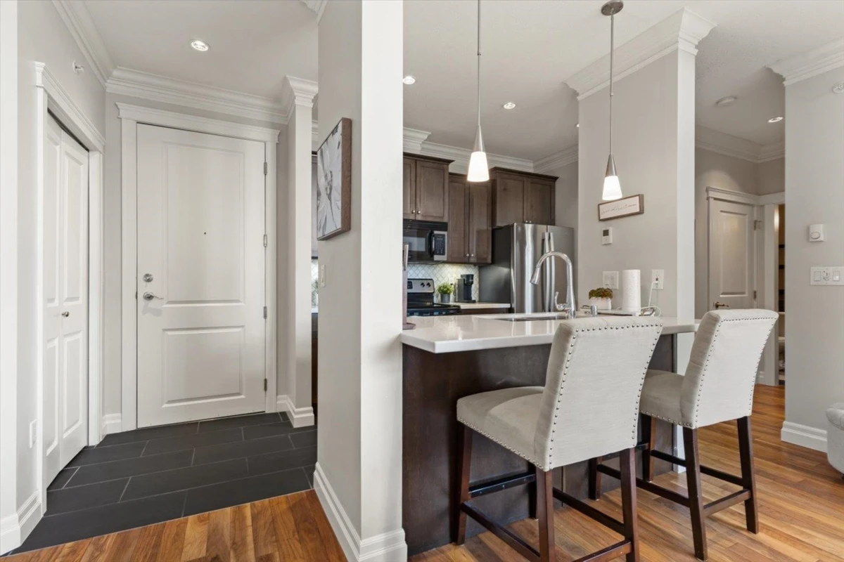 Dining Area Photo of 409C 45595 Tamihi Way, Chilliwack, BC