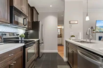 Kitchen Island Photo of 409C 45595 Tamihi Way, Chilliwack, BC