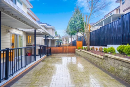 Basement Recreation Room Photo of 14670 76a Avenue, Surrey, BC