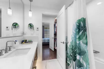 Laundry Room Photo of 309 33540 Mayfair Avenue, Abbotsford, BC