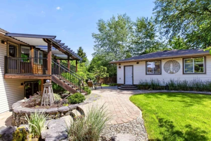 Front Yard Photo of 23376 124a Avenue, Maple Ridge, BC