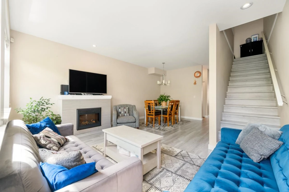 Family Room Photo of 16 14377 60 Avenue, Surrey, BC