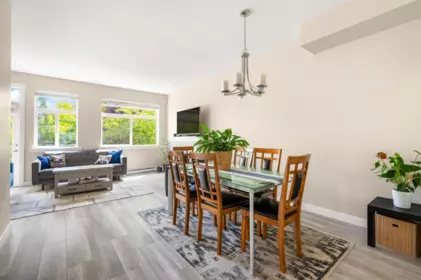 16 14377 60 Avenue, Surrey, BC, Surrey — Townhouse for sale