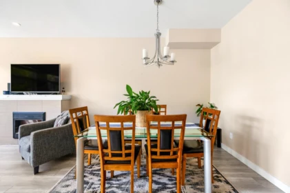 Kitchen Photo of 16 14377 60 Avenue, Surrey, BC