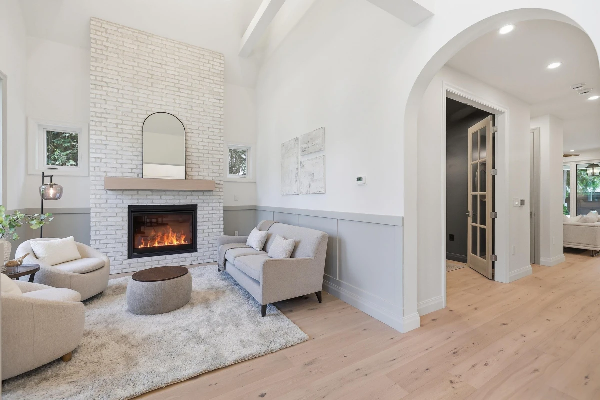 Family Room Photo of 1249 Frederick Road, North Vancouver, BC