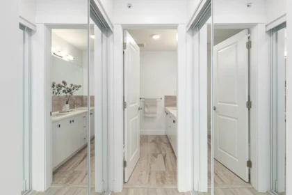Mudroom Photo of 41 24108 104 Avenue, Maple Ridge, BC
