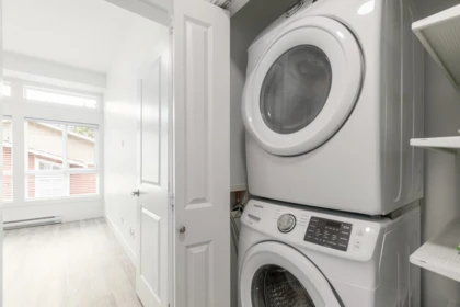 Powder Room Photo of 41 24108 104 Avenue, Maple Ridge, BC